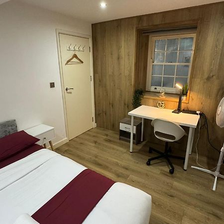 Cozy Two Bedroom Apartment Sleeps 6 Near Camden Market Hw10 London Kültér fotó