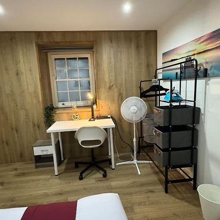 Cozy Two Bedroom Apartment Sleeps 6 Near Camden Market Hw10 London Kültér fotó