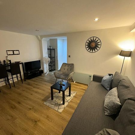 Cozy Two Bedroom Apartment Sleeps 6 Near Camden Market Hw10 London Kültér fotó